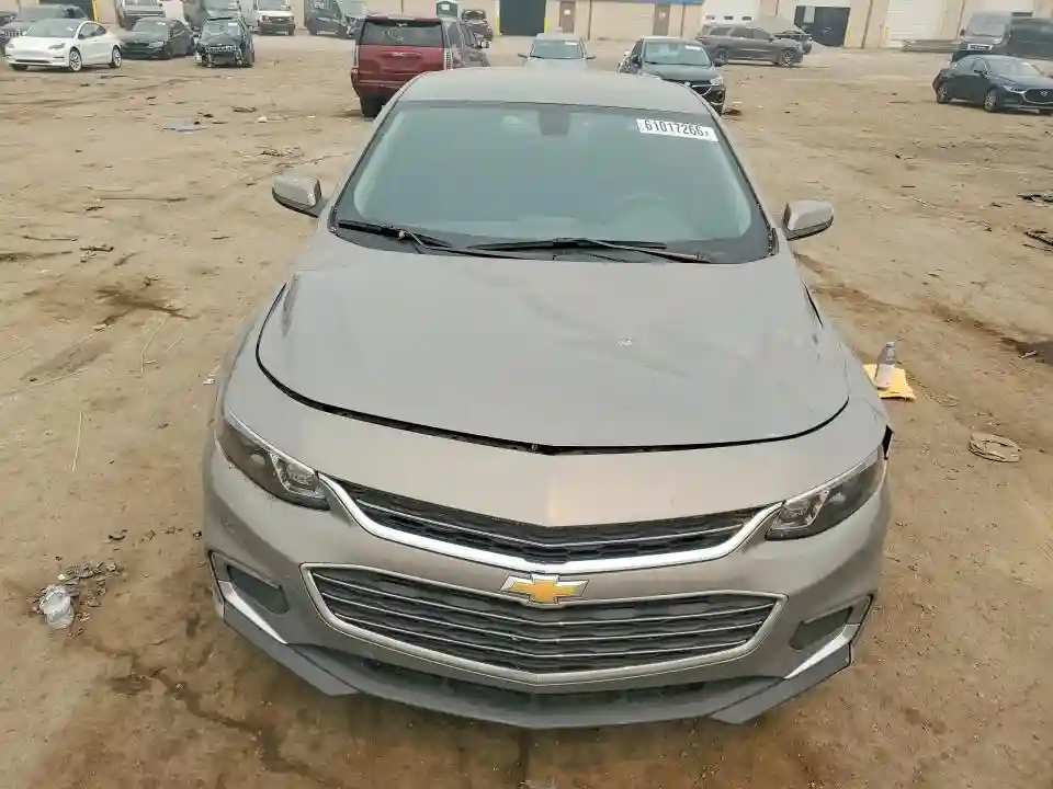1G1ZD5ST2JF187698 2018 CHEVROLET MALIBU-4
