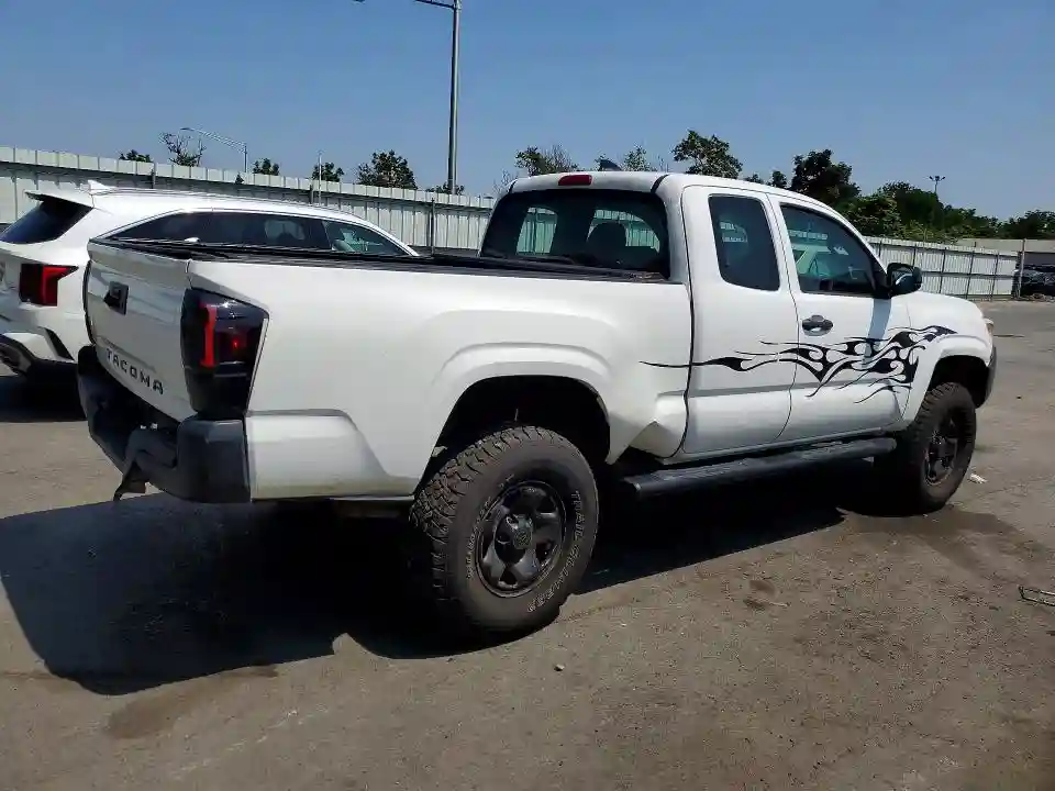 5TFRX5GN9GX059440 2016 TOYOTA TACOMA SR-2