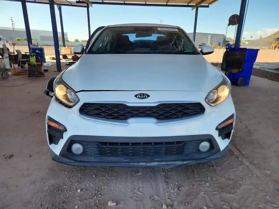3KPF24AD8ME265646 2021 KIA FORTE-4