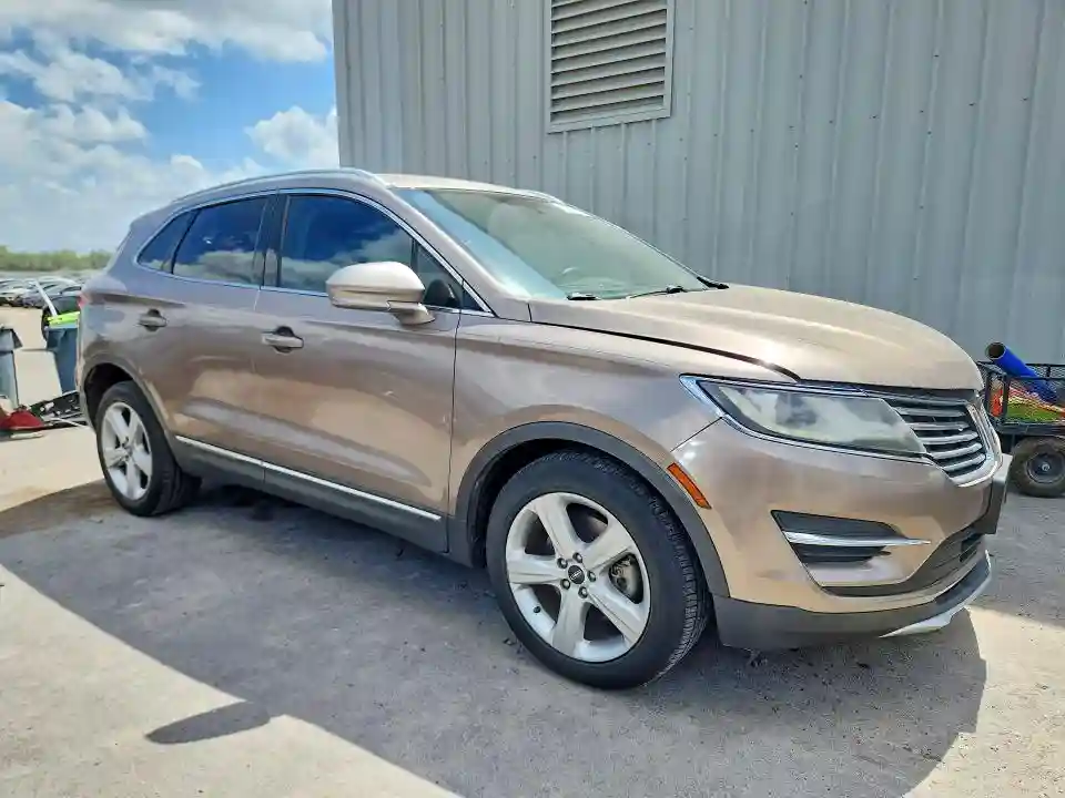5LMCJ1C92JUL01706 2018 LINCOLN MKC-3