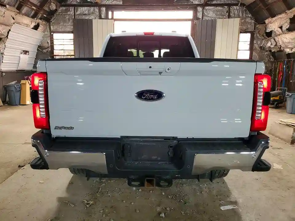 1FT8W2BM8SEC75621 2025 FORD F250-5