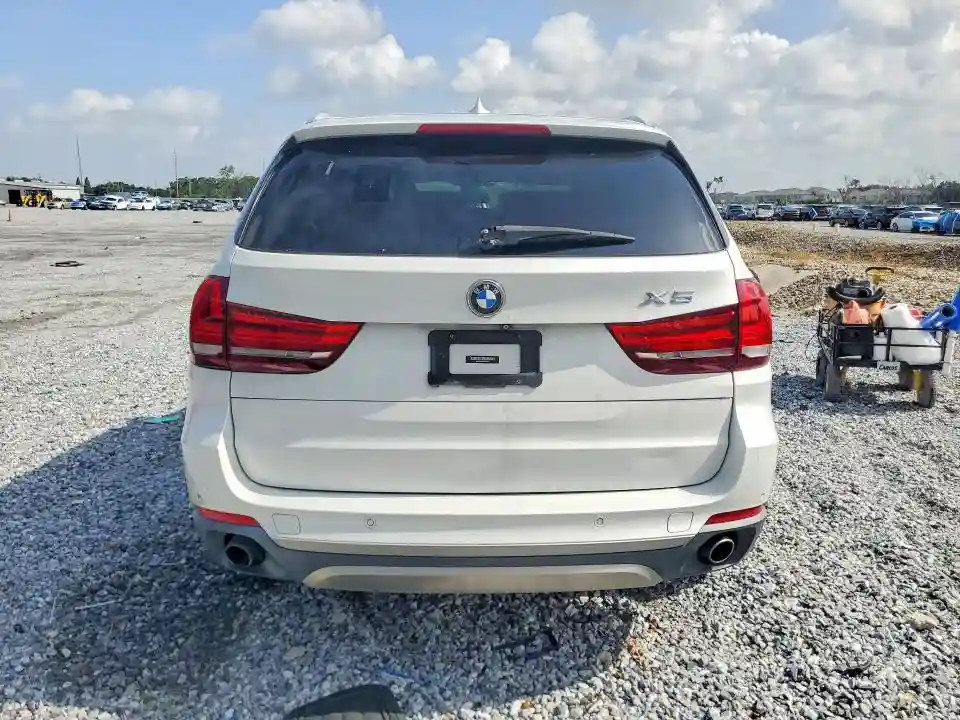5UXKR2C3XH0X05351 2017 BMW X5-5