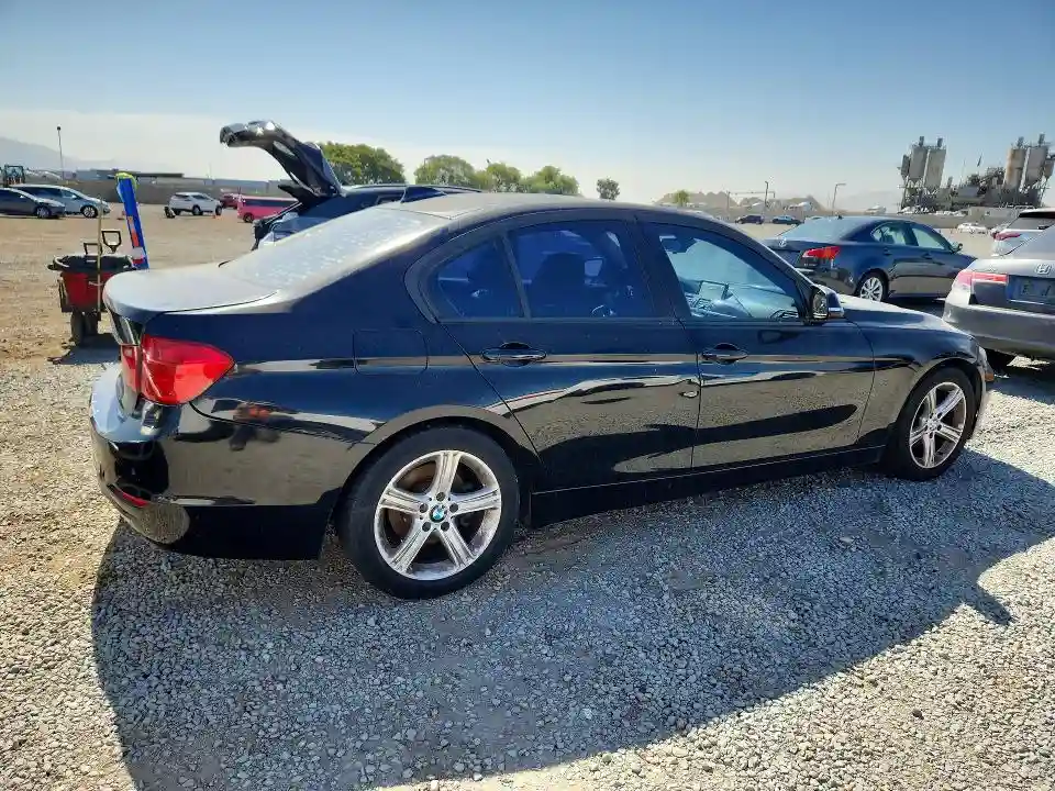 WBA3D3C57EK155857 2014 BMW 3 SERIES-2