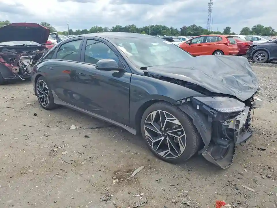 KMHM34AA3PA022842 2023 HYUNDAI IONIQ 6 SE-3