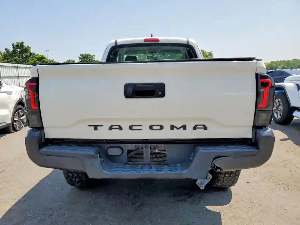 5TFRX5GN9GX059440 2016 TOYOTA TACOMA SR-5