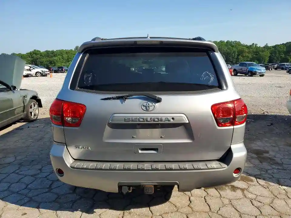 5TDZM5G1XAS001565 2010 TOYOTA SEQUOIA-5