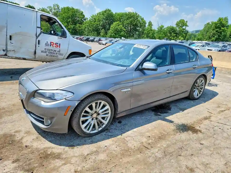 WBAFU9C51BC784231 2011 BMW 5 SERIES-0