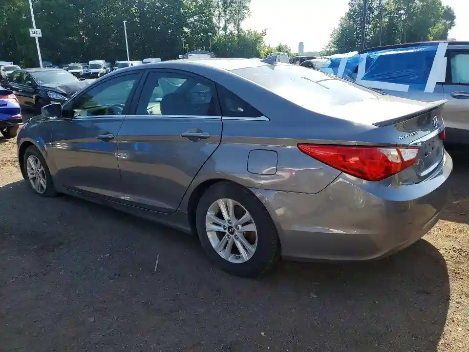 5NPEB4AC6DH515870 2013 HYUNDAI SONATA-1
