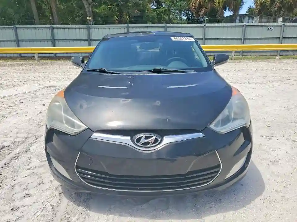 KMHTC6AD9DU130880 2013 HYUNDAI VELOSTER-4