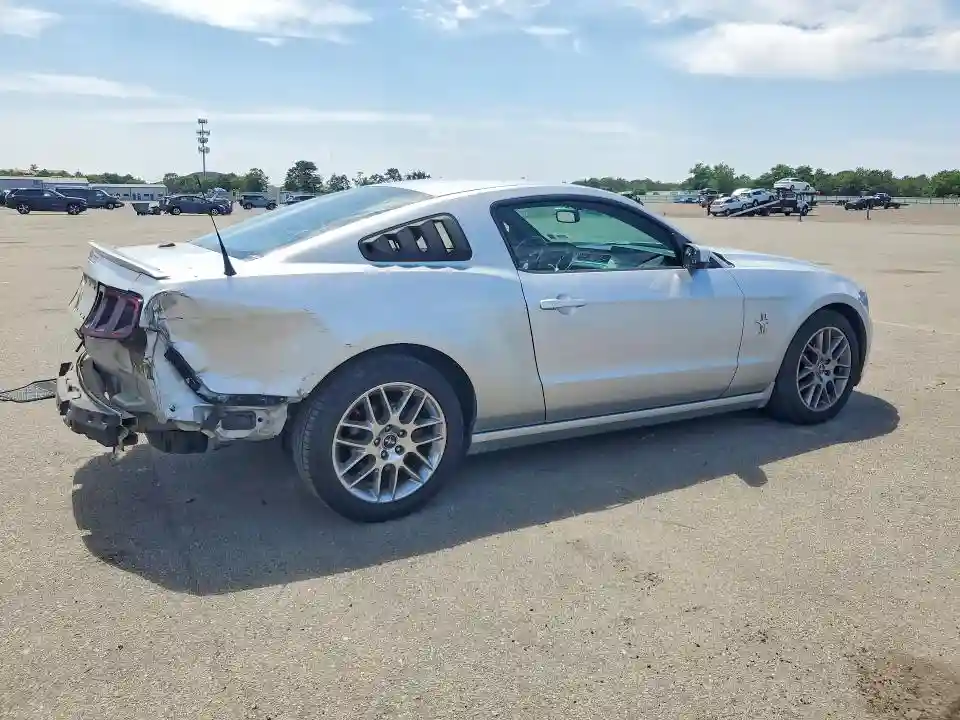 1ZVBP8AM9D5215709 2013 FORD MUSTANG-2