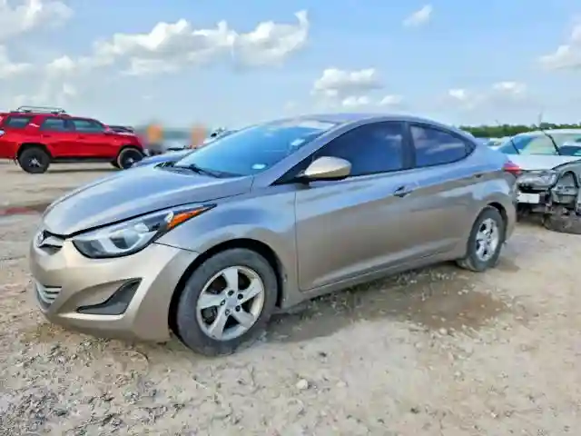5NPDH4AE6FH565702 2015 HYUNDAI ELANTRA-0