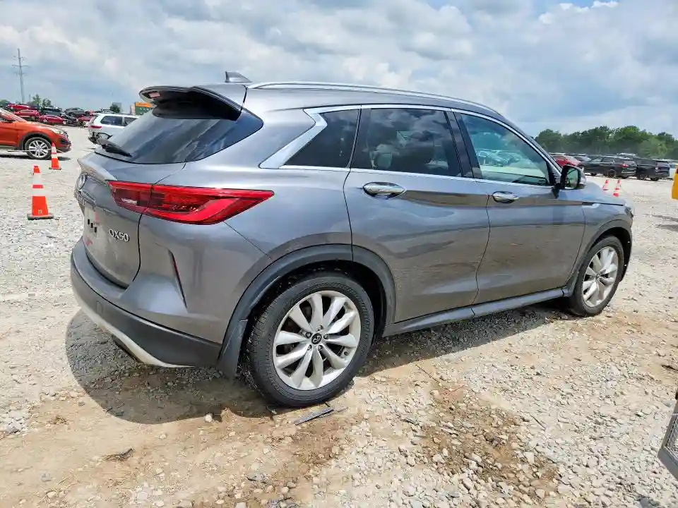 3PCAJ5M32KF117957 2019 INFINITI QX50-2