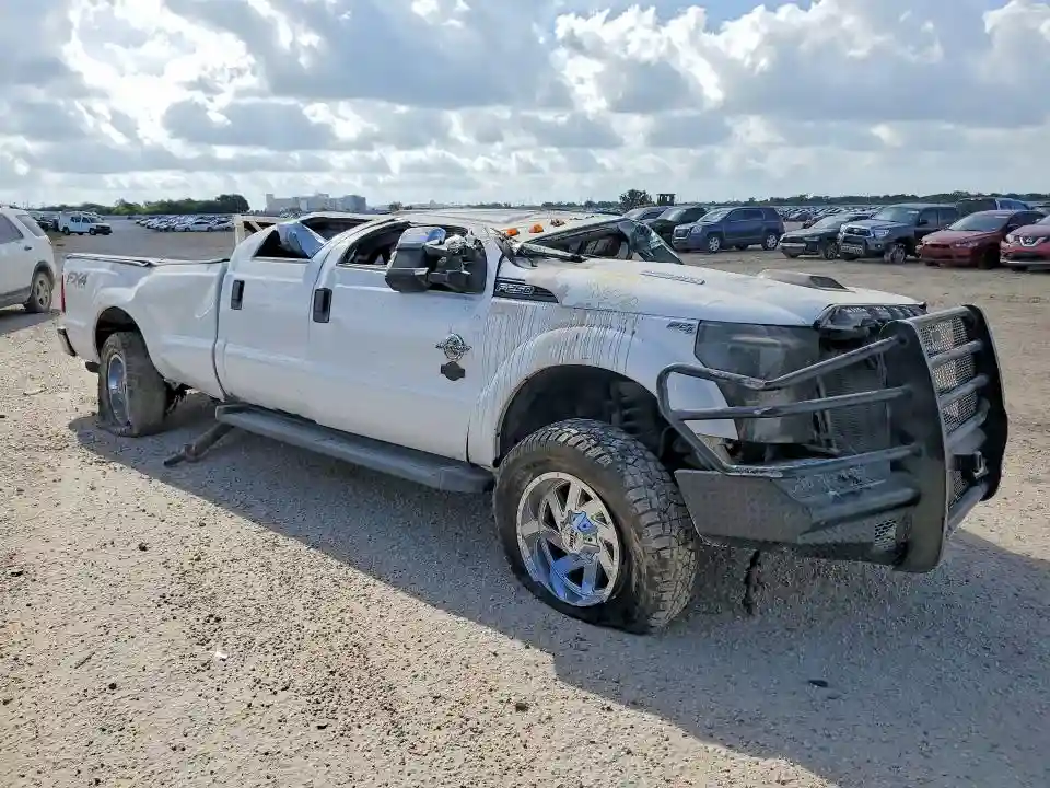 1FT7W2B68DEA99024 2013 FORD F250-3