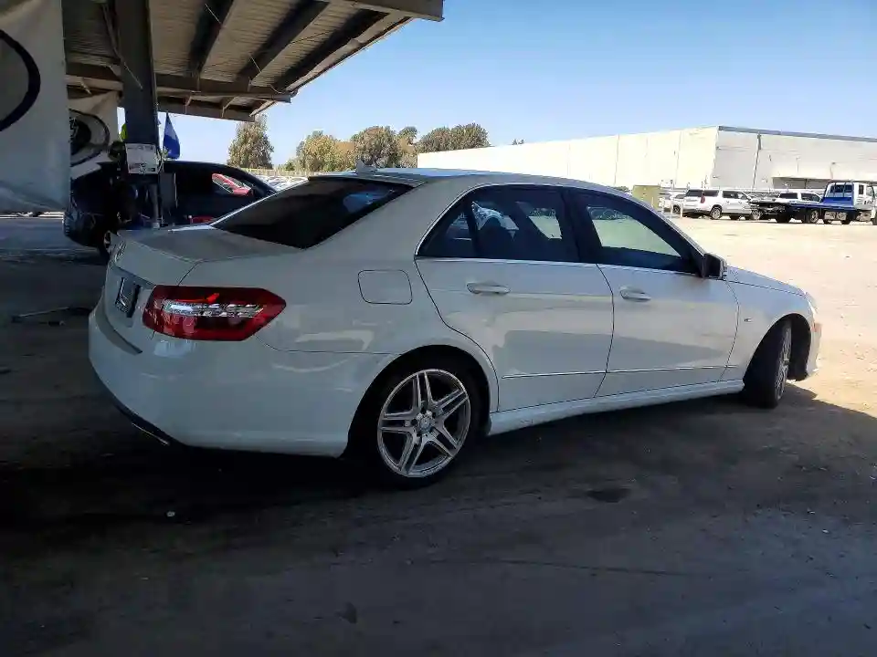 WDDHF5KB9CA568670 2012 MERCEDES-BENZ E-CLASS-2