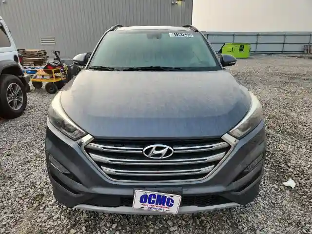 KM8J3CA26HU539980 2017 HYUNDAI TUCSON-4