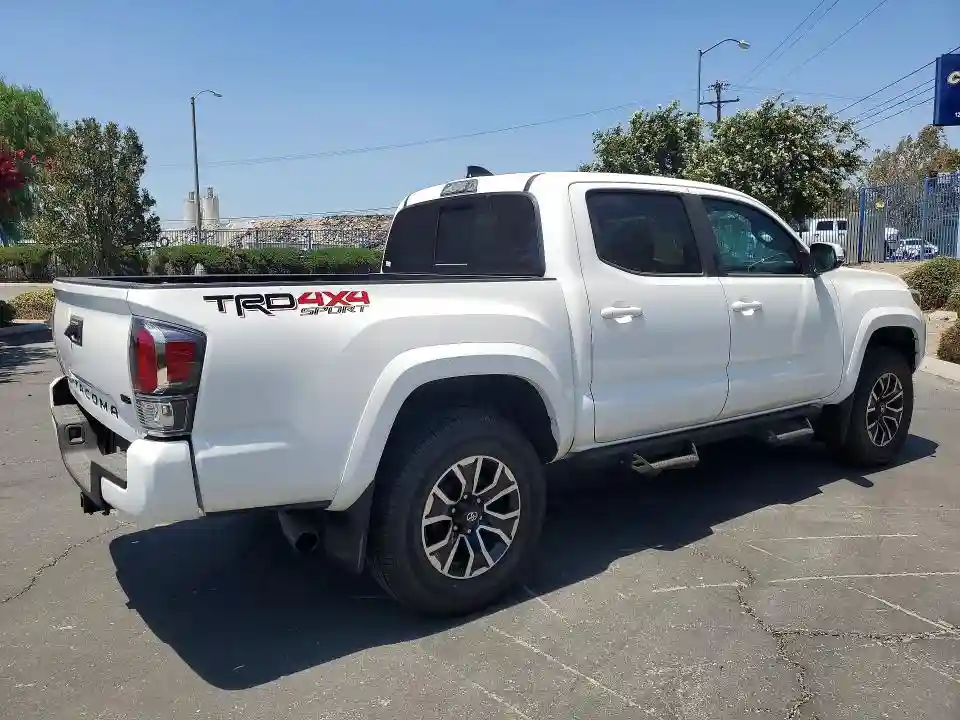 3TMCZ5ANXPM640220 2023 TOYOTA TACOMA-2