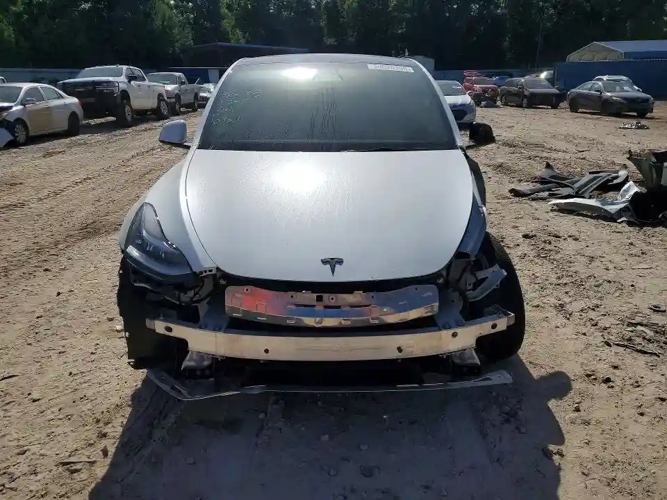7SAYGDEE6PA107625 2023 TESLA MODEL Y-4