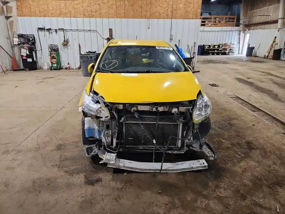 JTDKN3DU8F1874852 2015 TOYOTA PRIUS-4