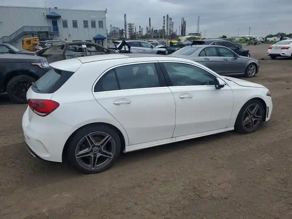 W1K3F4HB6NJ372913 2022 MERCEDES-BENZ A-CLASS-2