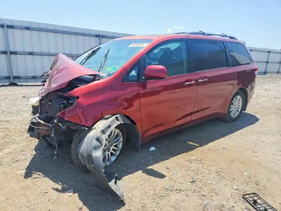 5TDYK3DC5CS195582 2012 TOYOTA SIENNA-0