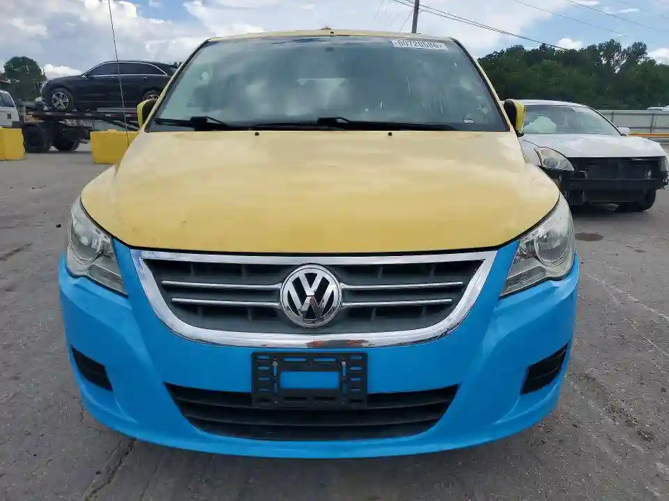 2C4RVABG4DR725153 2013 VOLKSWAGEN ROUTAN-4