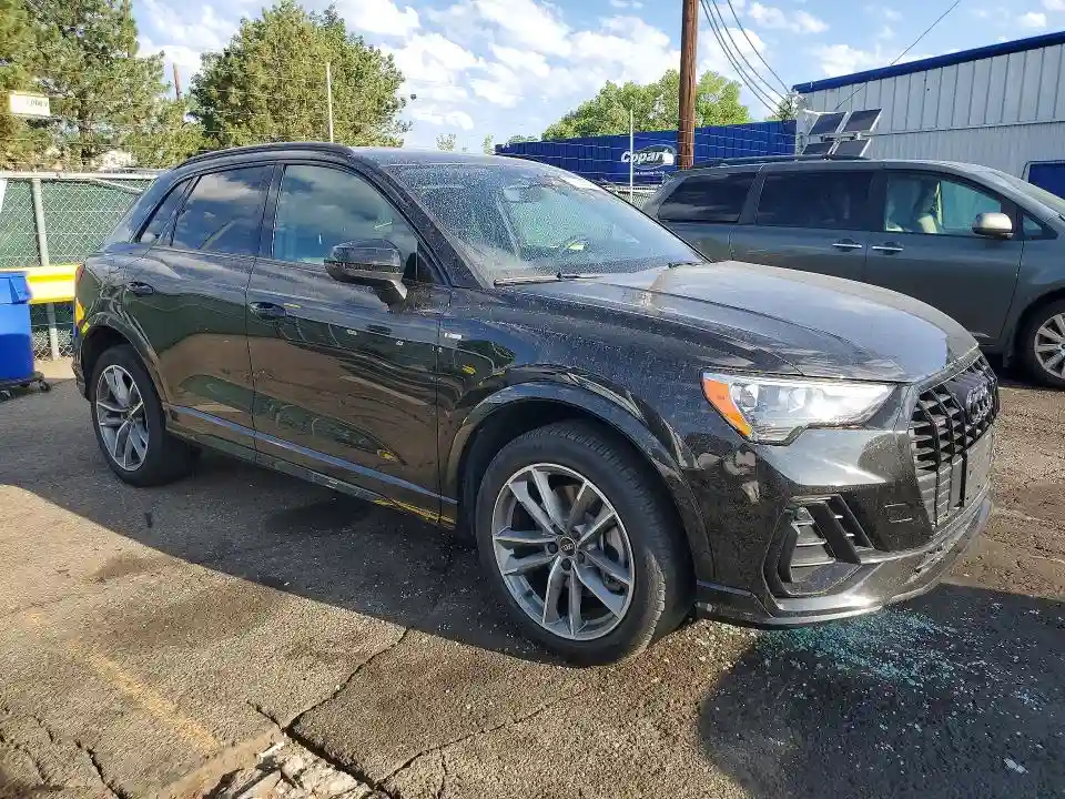 WA1DECF36M1132745 2021 AUDI Q3-3
