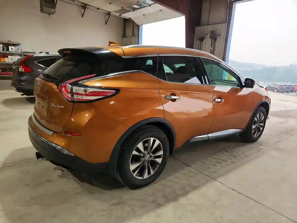 5N1AZ2MH9HN105216 2017 NISSAN MURANO-2