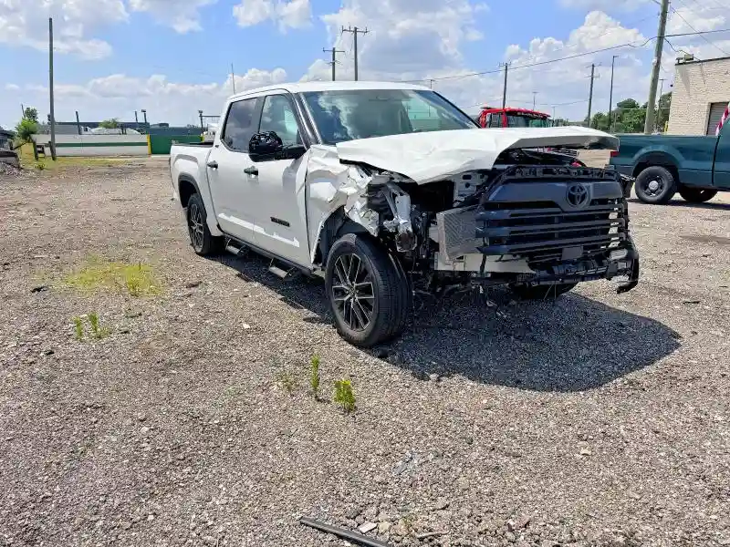 5TFLA5DB4SX324646 2025 TOYOTA TUNDRA-0