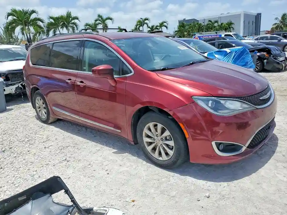 2C4RC1BGXHR523462 2017 CHRYSLER PACIFICA-3