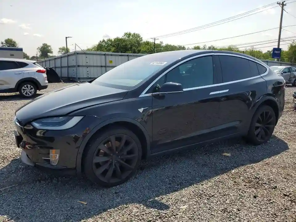 5YJXCDE28JF099953 2018 TESLA MODEL X-0