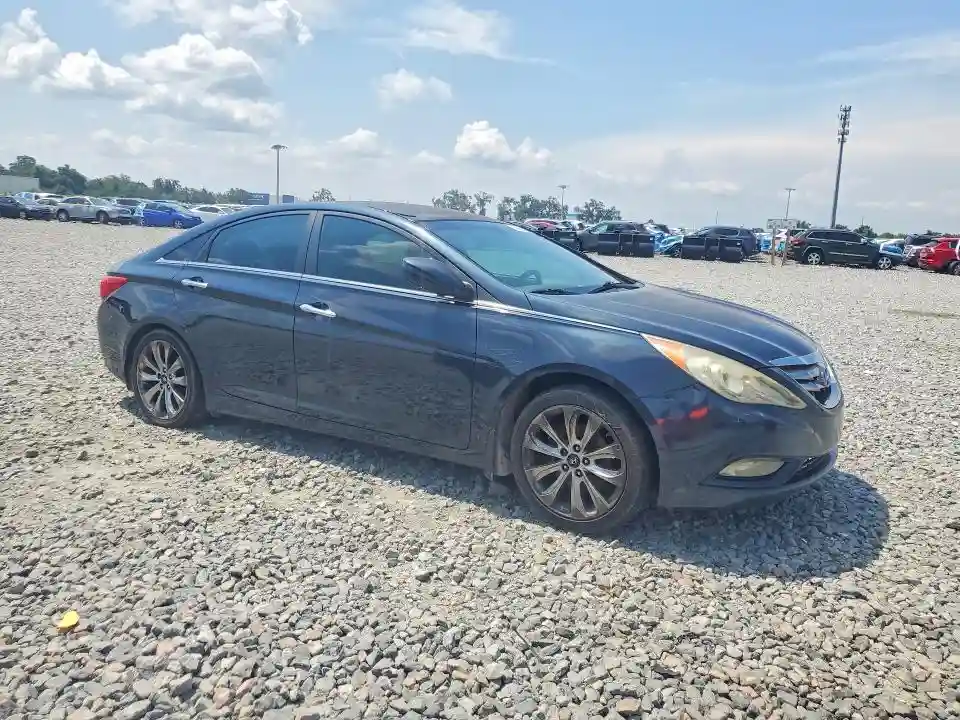 5NPEC4AC7BH282771 2011 HYUNDAI SONATA-3