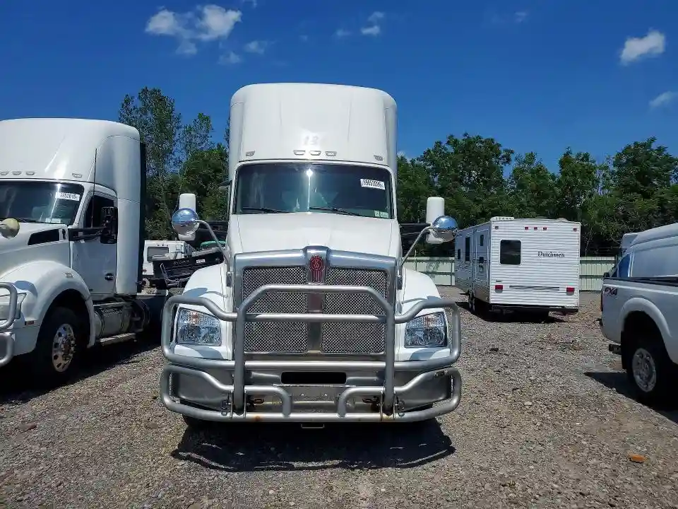 1XKZD49X9GJ124277 2016 KENWORTH ALL OTHER-4