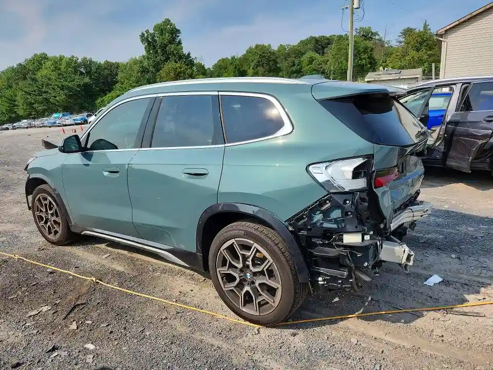 WBX73EF05S5189389 2025 BMW X1-1