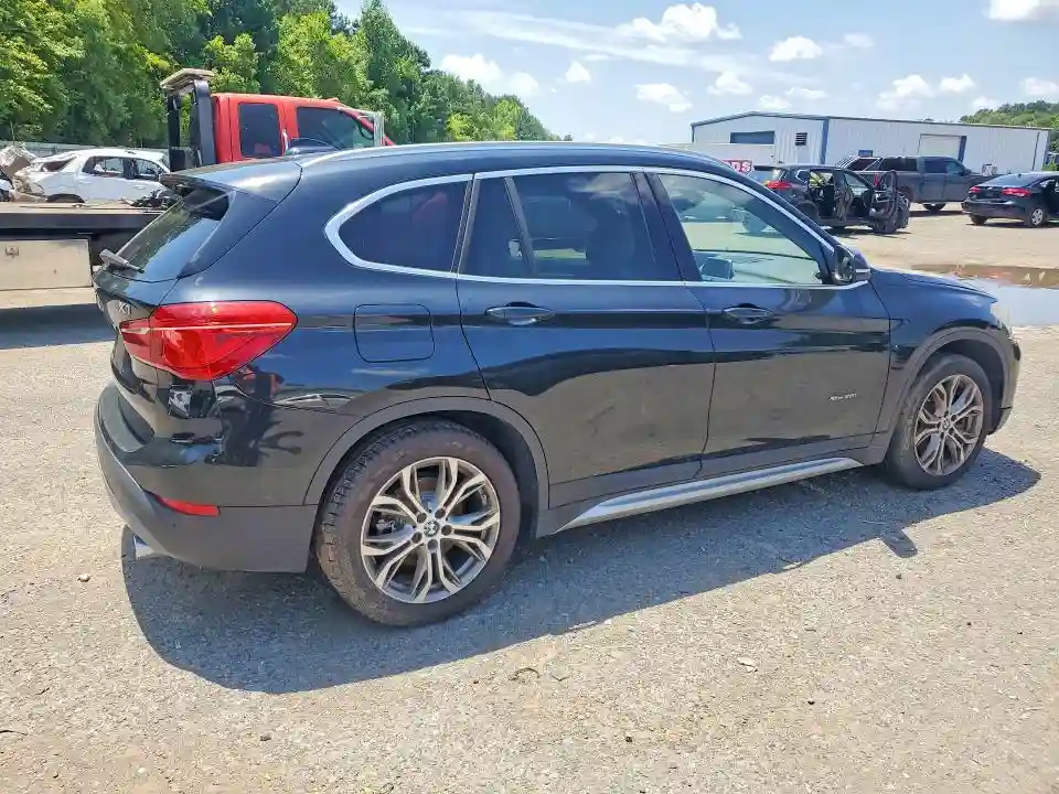 WBXHT3Z37G4A50895 2016 BMW X1-2
