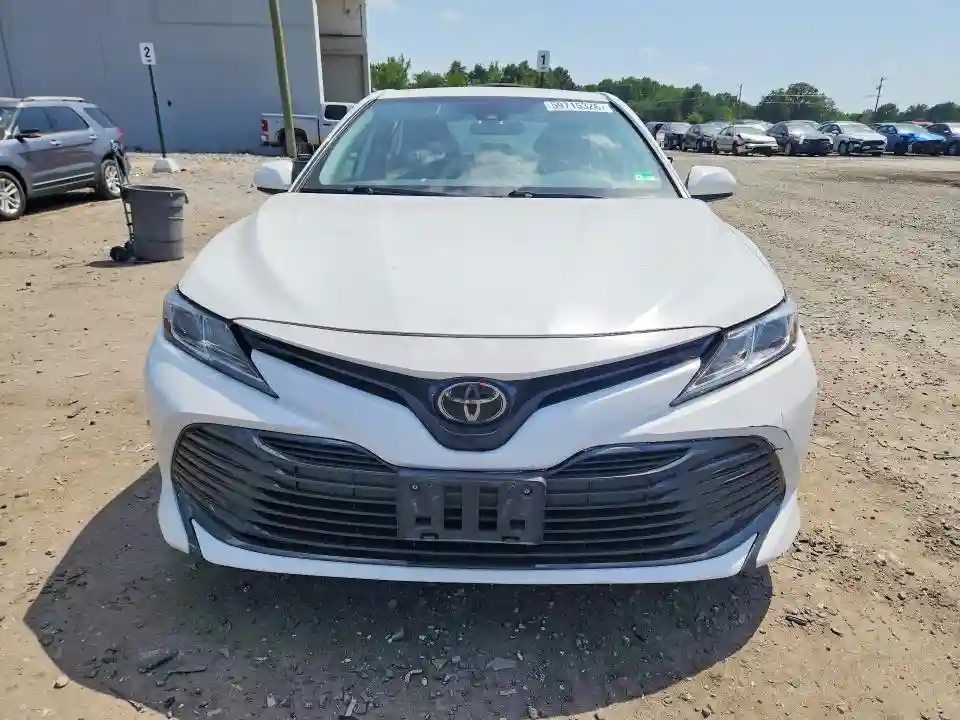 4T1B11HK4KU213039 2019 TOYOTA CAMRY-4