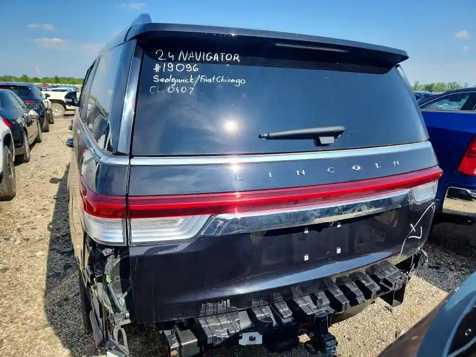 5LMJJ3NG6REL12471 2024 LINCOLN NAVIGATOR-5