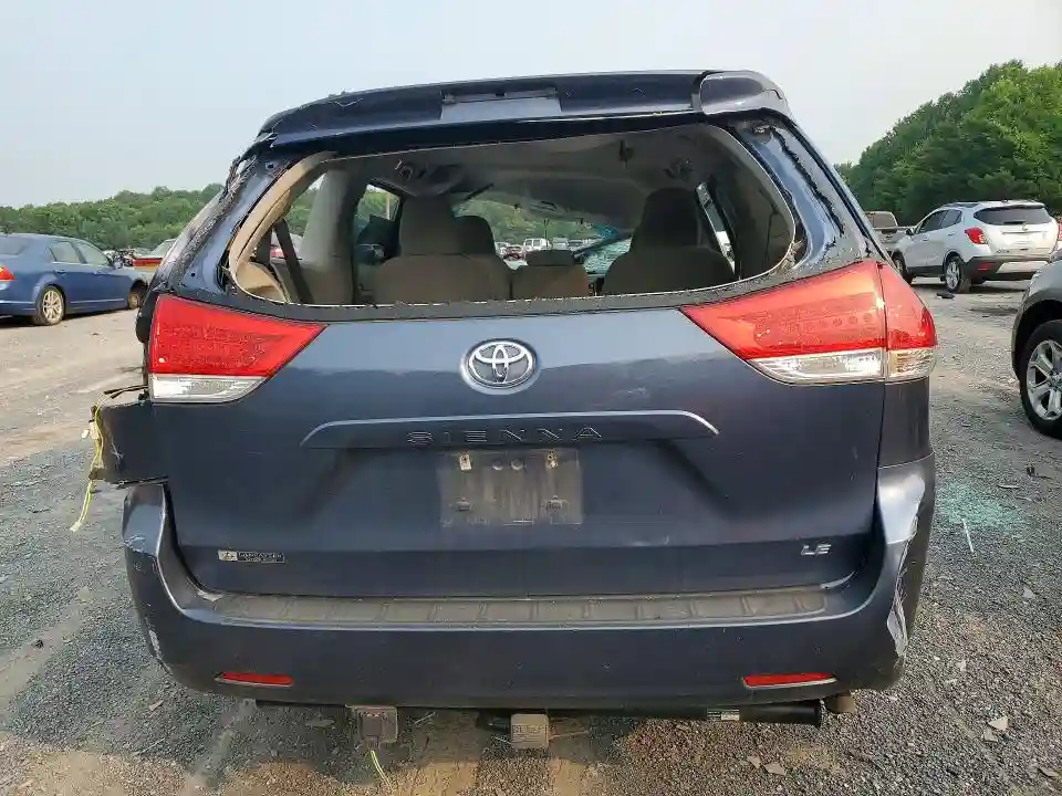 5TDKK3DC9DS404992 2013 TOYOTA SIENNA-5
