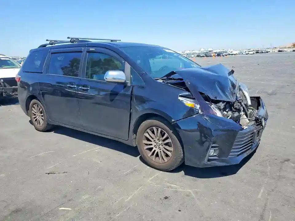 5TDYZ3DC8KS012203 2019 TOYOTA SIENNA-3
