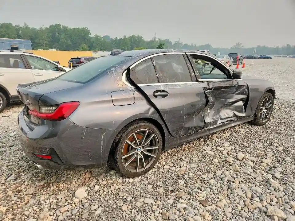 WBA5R7C59KAJ82111 2019 BMW 3 SERIES-2