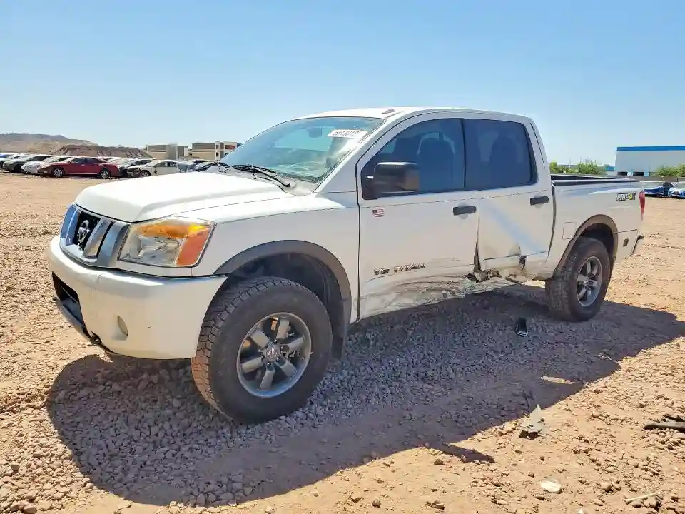 1N6BA0EC7FN514879 2015 NISSAN TITAN-0