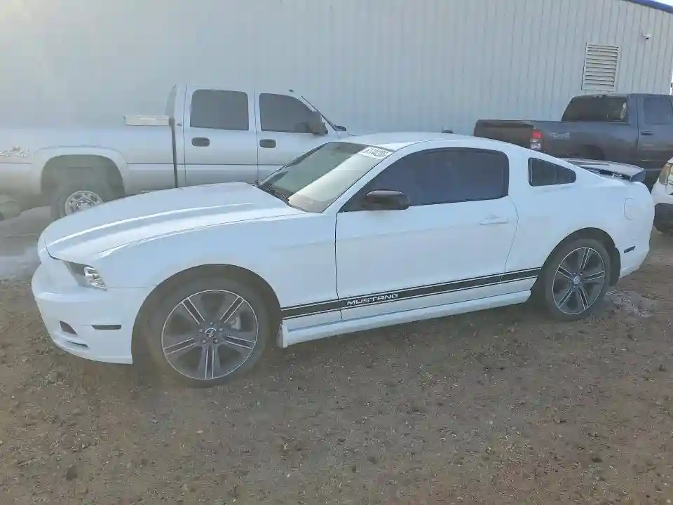 1ZVBP8AM0D5261123 2013 FORD MUSTANG-0