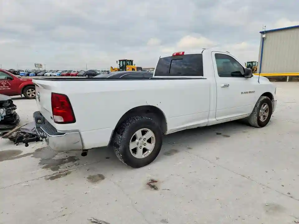 3D7JB1EP6BG559339 2011 DODGE RAM 1500-2