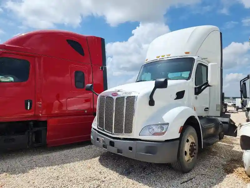 1XPBA48X9JD477436 2018 PETERBILT ALL OTHER-1