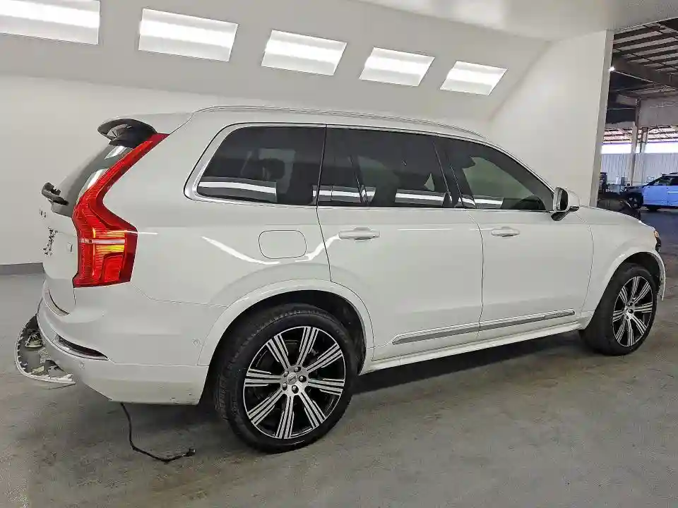 YV4H60CE4R1203406 2024 VOLVO XC90-2