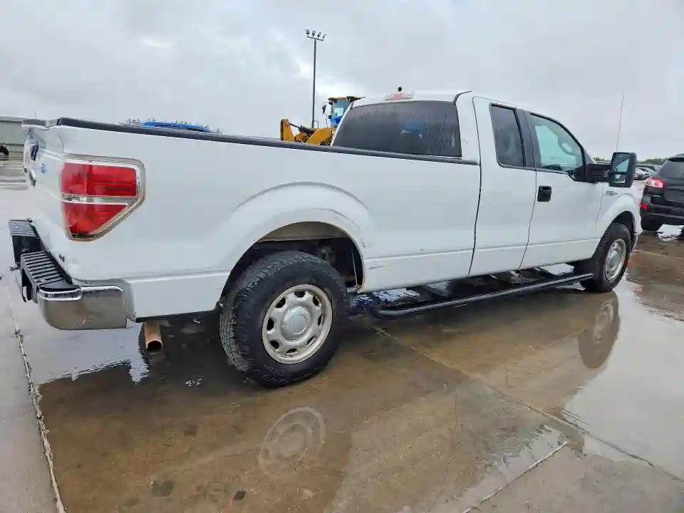 1FTVX1CVXAKC18693 2010 FORD F-150-2