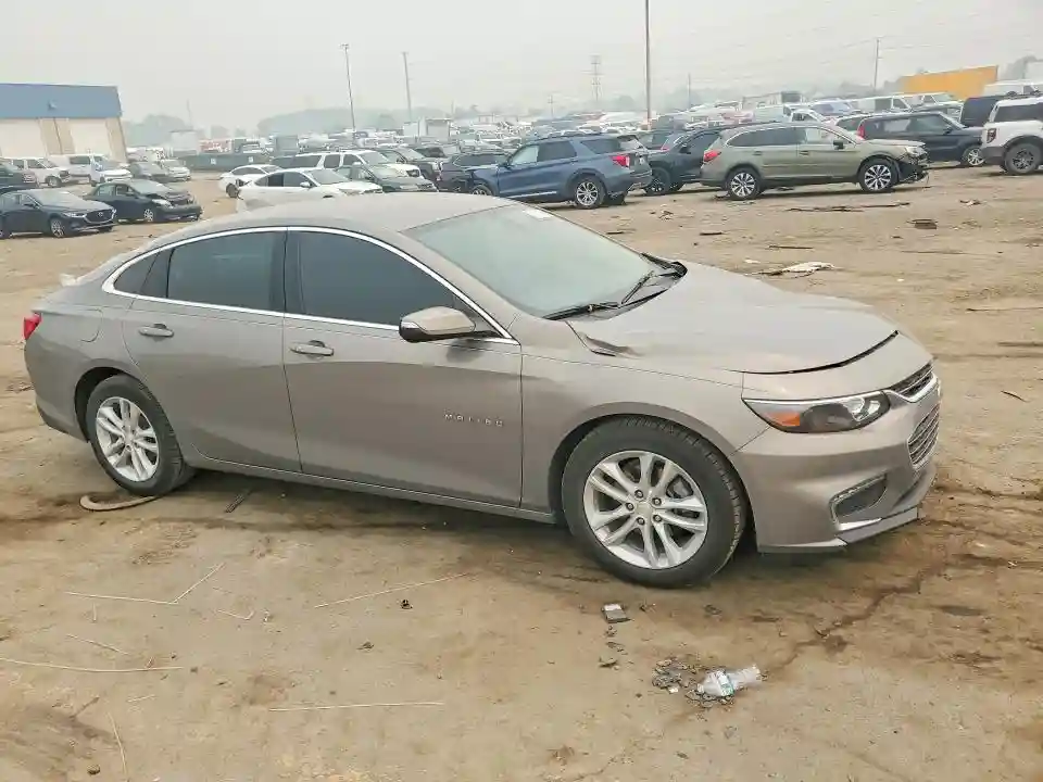 1G1ZD5ST2JF187698 2018 CHEVROLET MALIBU-3