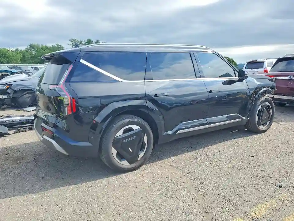 KNDADFS57R6034905 2024 KIA EV9 LAND-2