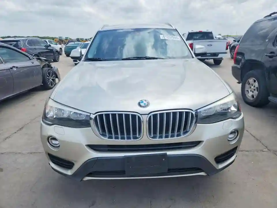 5UXWX9C59H0T12393 2017 BMW X3-4