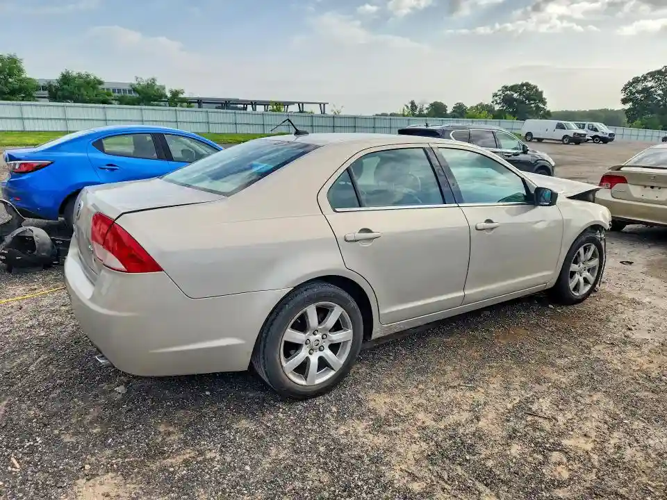 3MEHM0JG0AR661675 2010 MERCURY MILAN-2