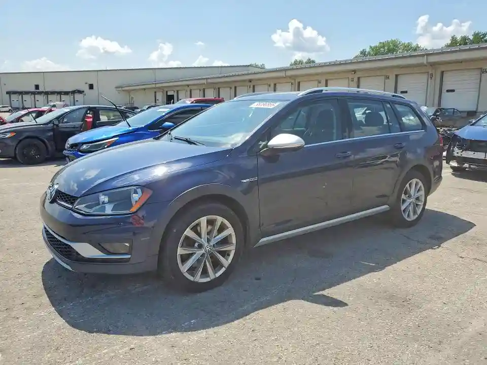 3VWH17AU6HM538783 2017 VOLKSWAGEN GOLF-0